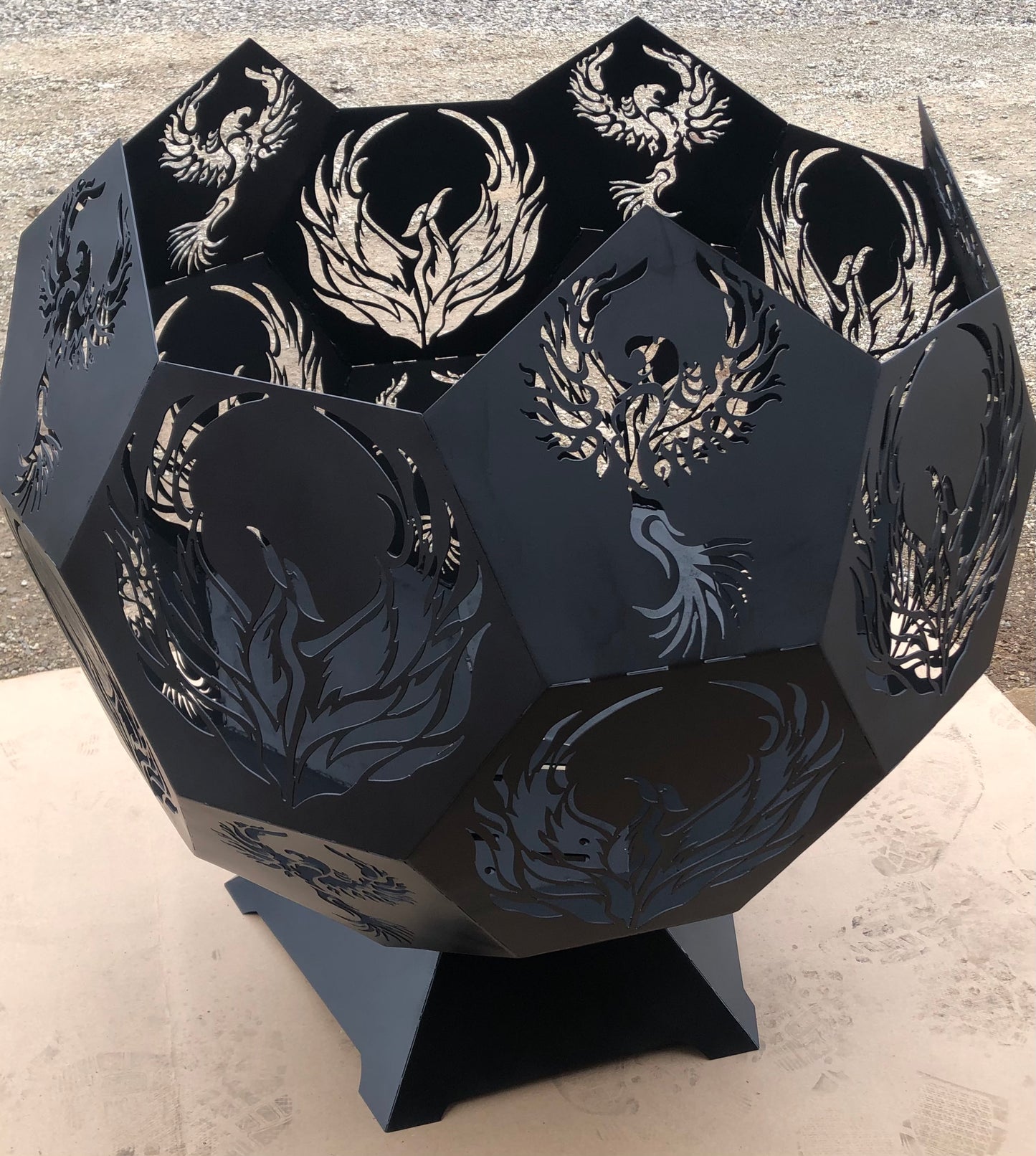 24" Pointed Top Metal Firepit Globe - Many Themes