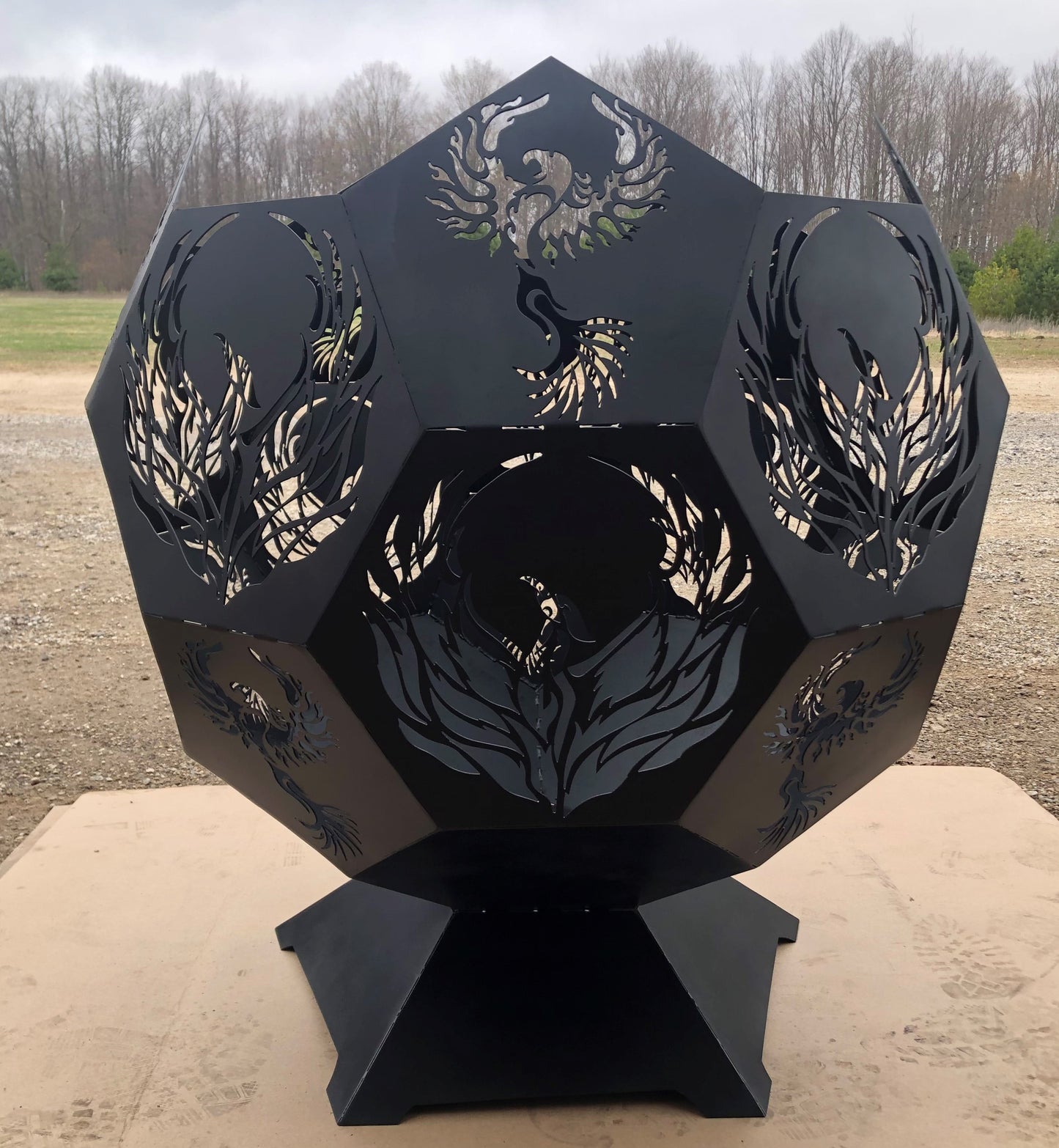 24" Pointed Top Metal Firepit Globe - Many Themes