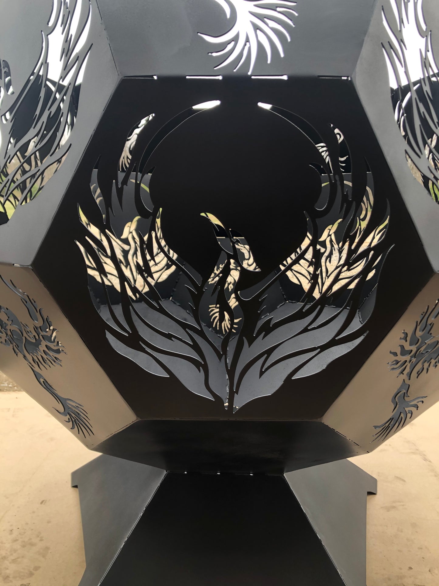 24" Pointed Top Metal Firepit Globe - Many Themes