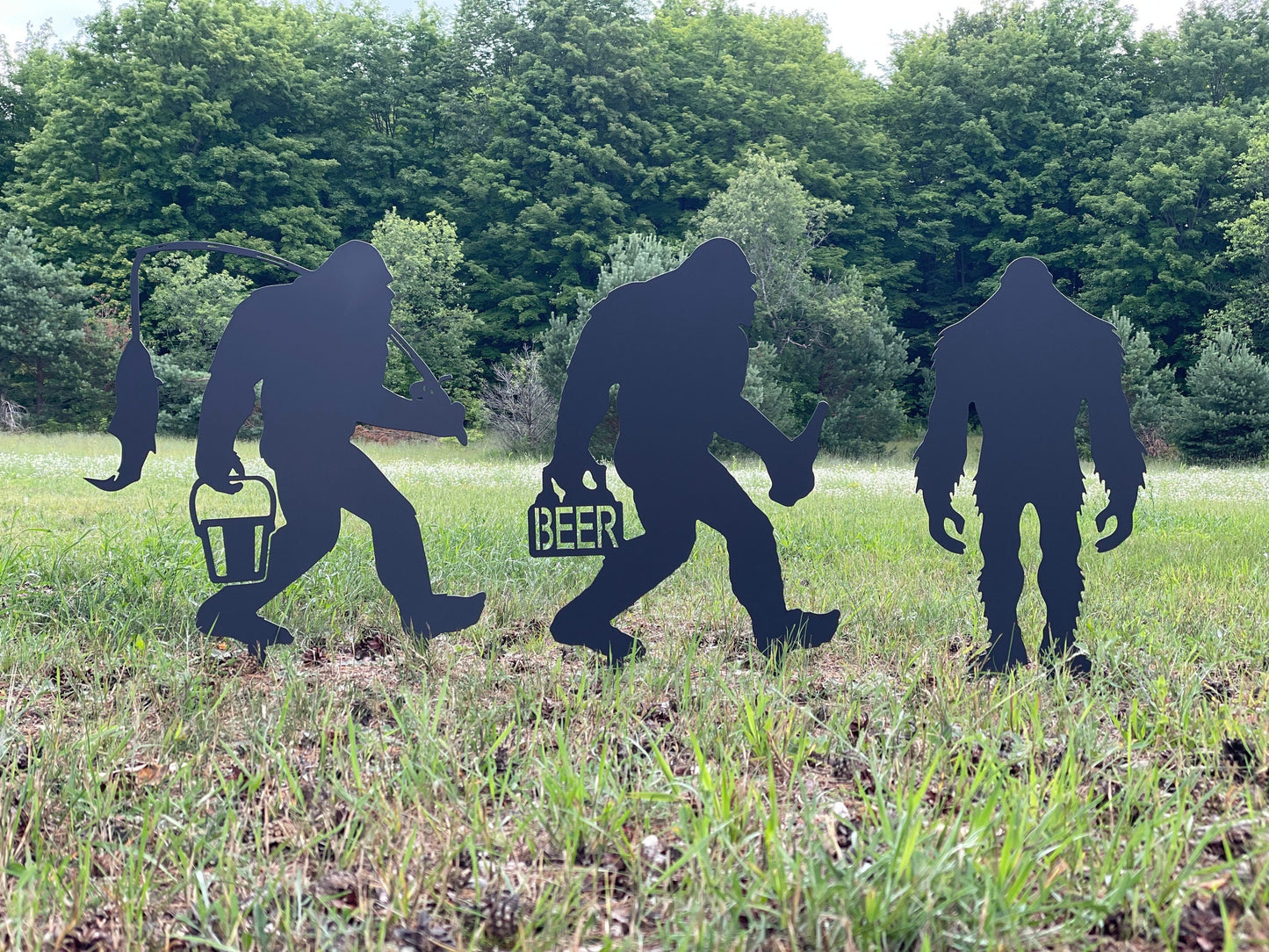 Metal Bigfoot Lawn Ornament: Sasquatch Yard Sign with Stakes
