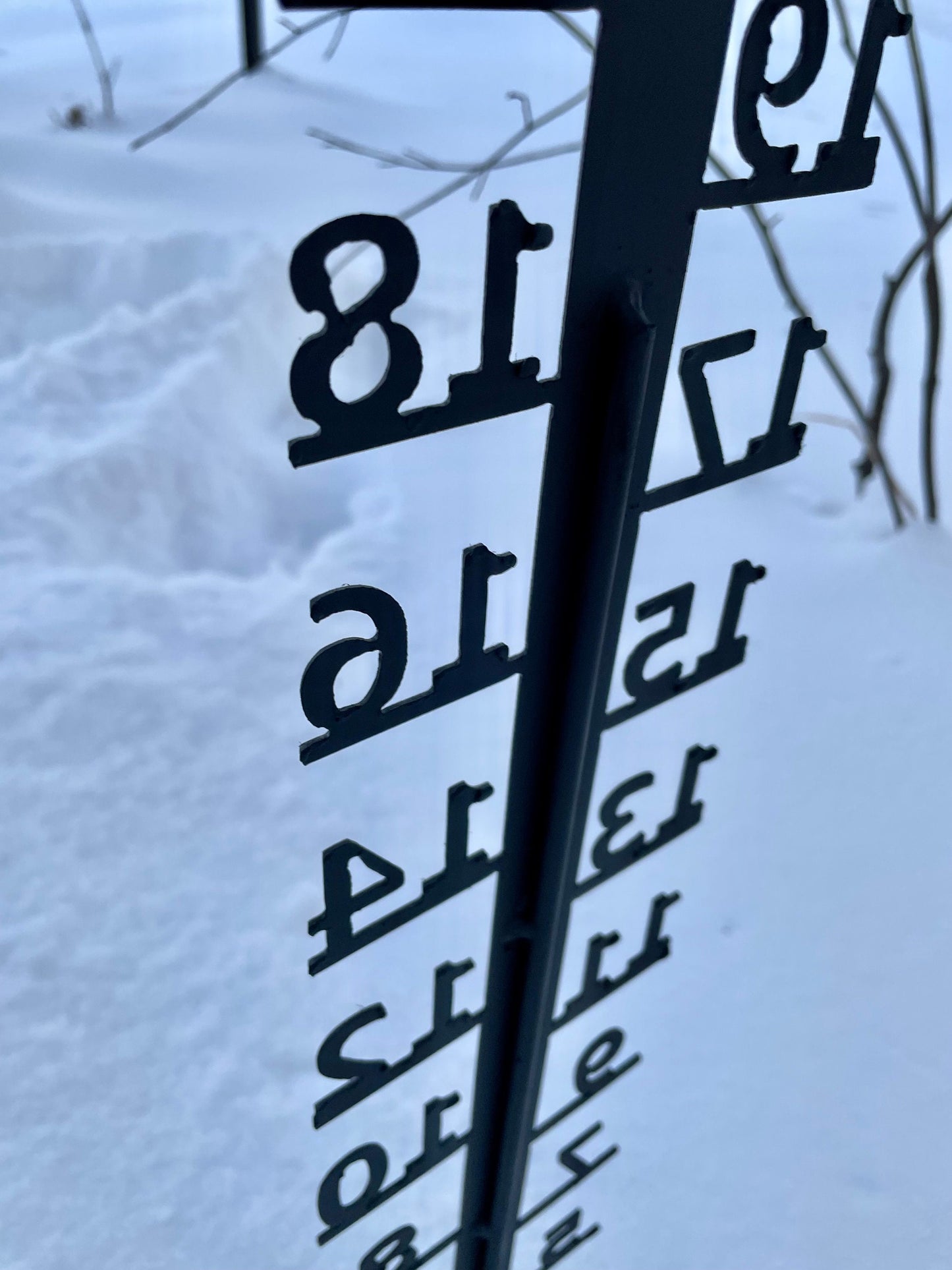 Bigfoot Snow Measuring Gauge: Powder Coated Steel, 24-36 Inch